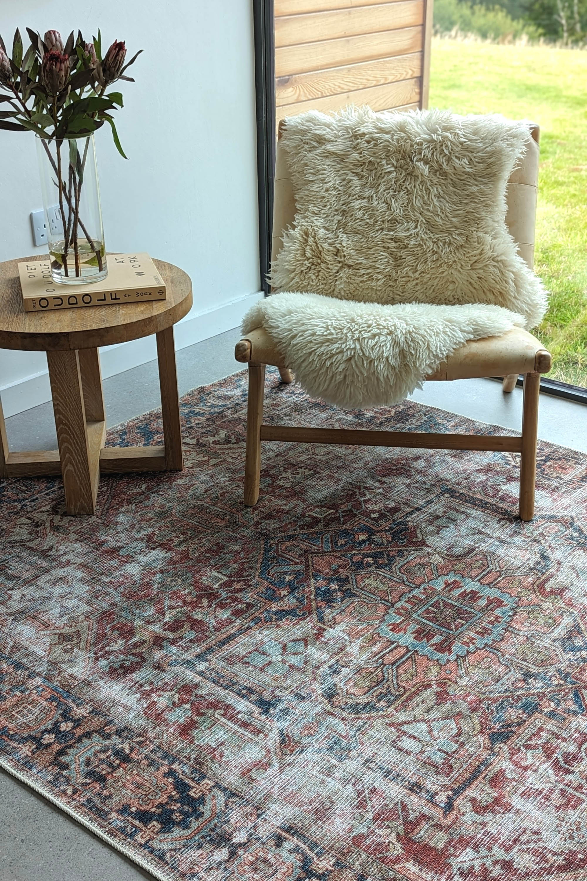 Multicolour vintage-style Persian rug 